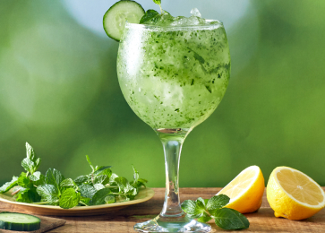 Cucumber & Mint Gin Cocktail